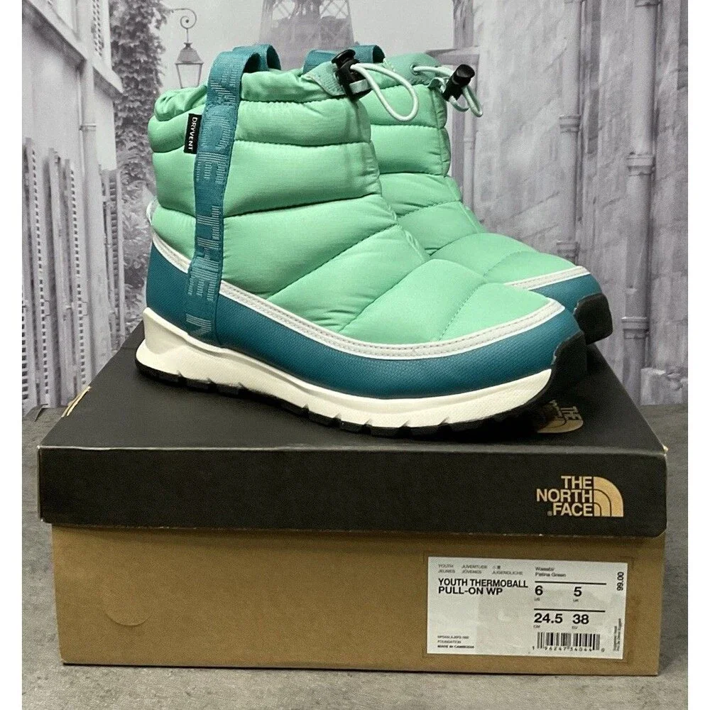 The North Face Youth Thermoball Pull - On Waterproof Women’s Boots Size 6